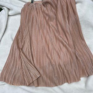 Anthropologie size XL light pink pleated metallic lined skirt with zipper
